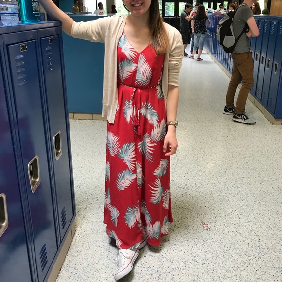 SOLD***TROPICAL RED & WHITE MAXI DRESS - Picture 9 of 12